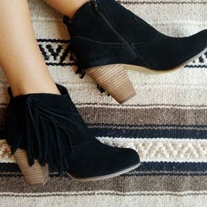 USED Steve Madden ankle boots